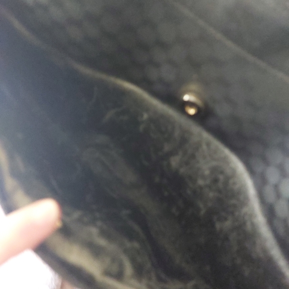 Vintage Gucci black curved crescent shaped  shoulder crossbody bag. - Picture 11 of 11